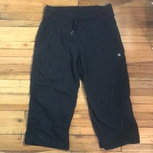 Lululemon dance studio cropped pant